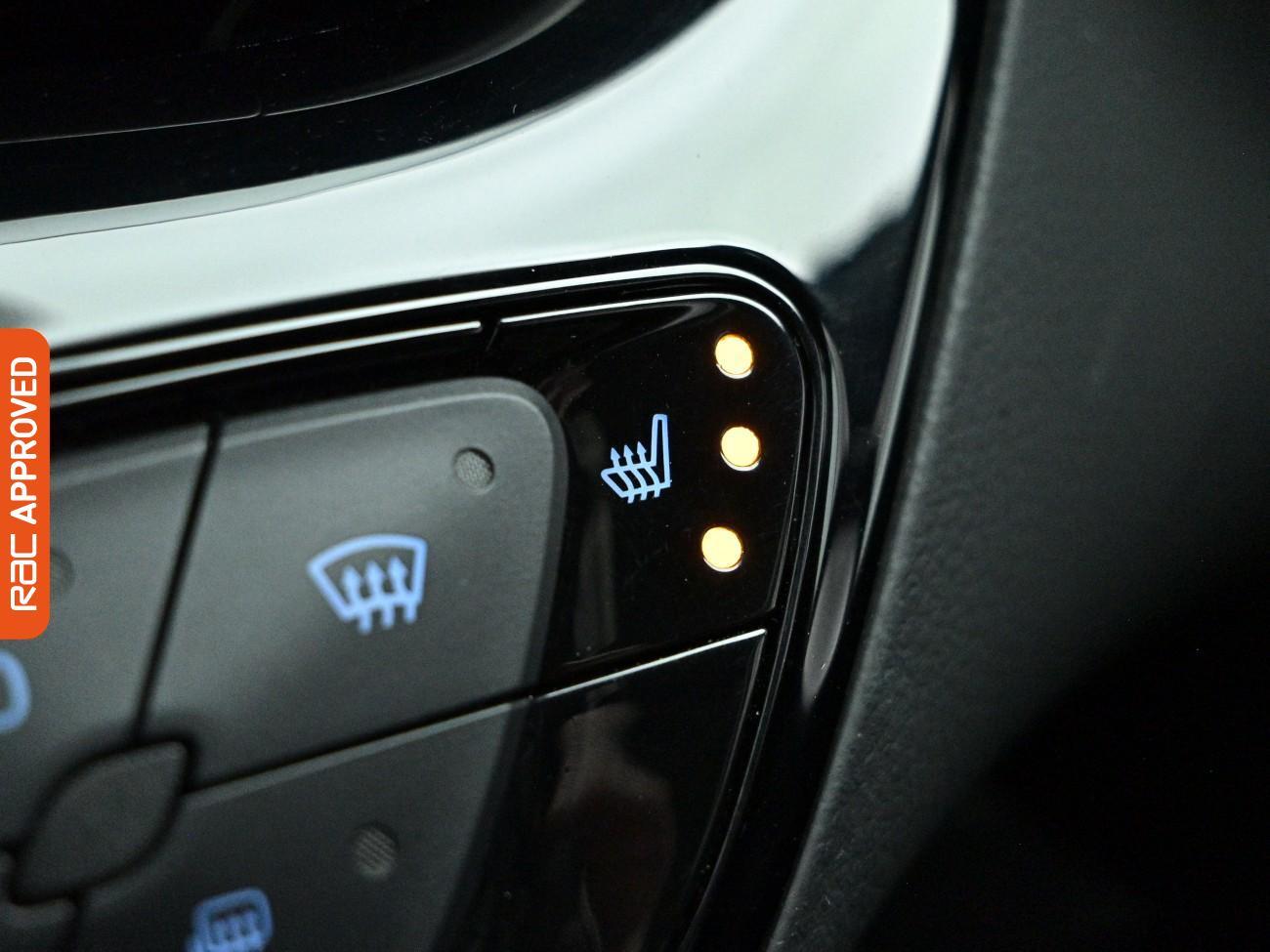 Used Toyota C-HR 2023 for sale - 77996451: Photo 18