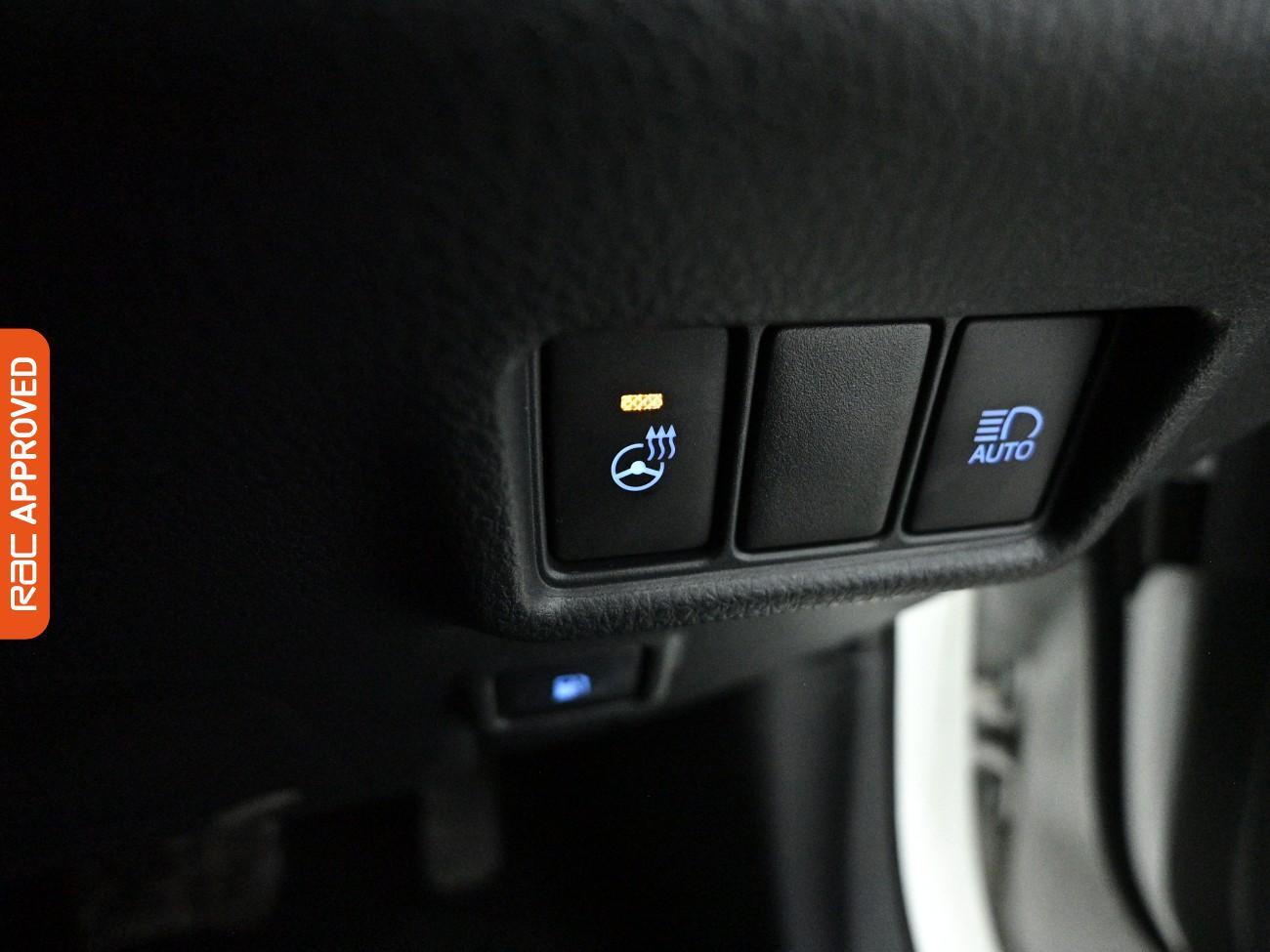 Used Toyota C-HR 2023 for sale - 77996451: Photo 21