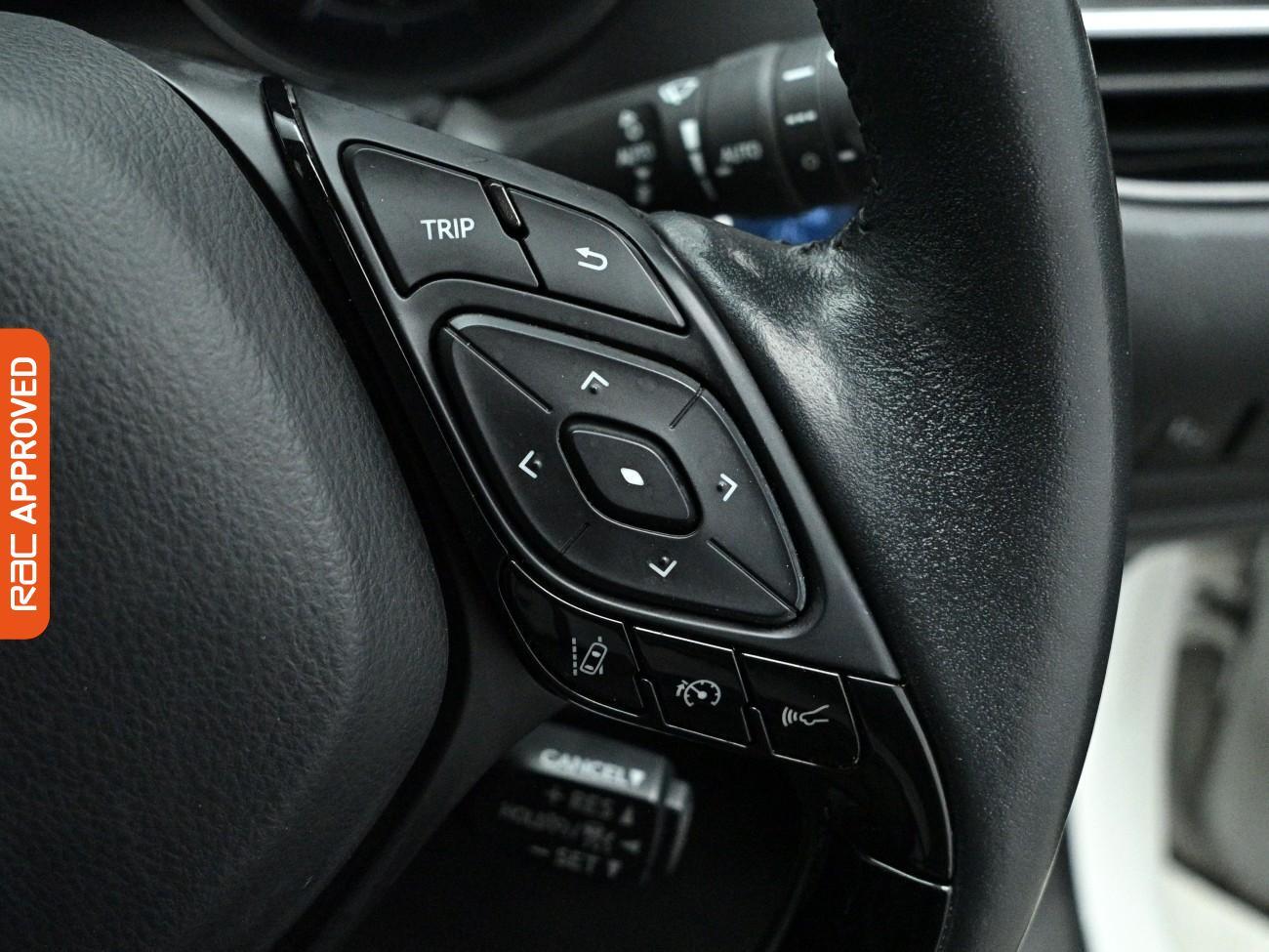 Used Toyota C-HR 2023 for sale - 77996451: Photo 24