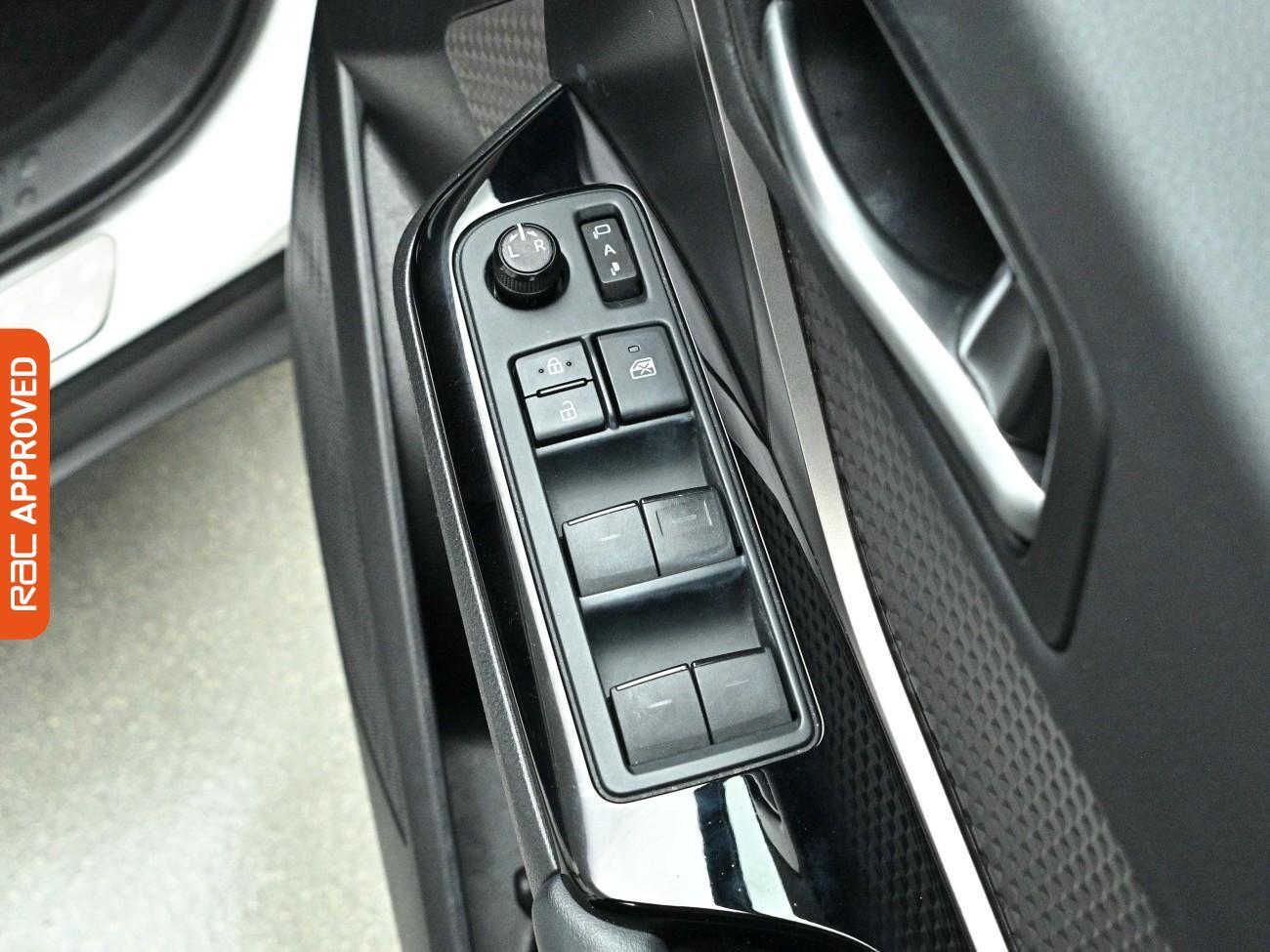 Used Toyota C-HR 2023 for sale - 77996451: Photo 25