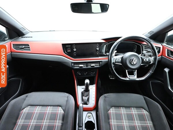 Used Volkswagen Polo 2020 for sale - 76206973: Photo 2