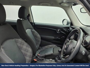 Used MINI Hatch 2017 for sale - 77593526: Photo