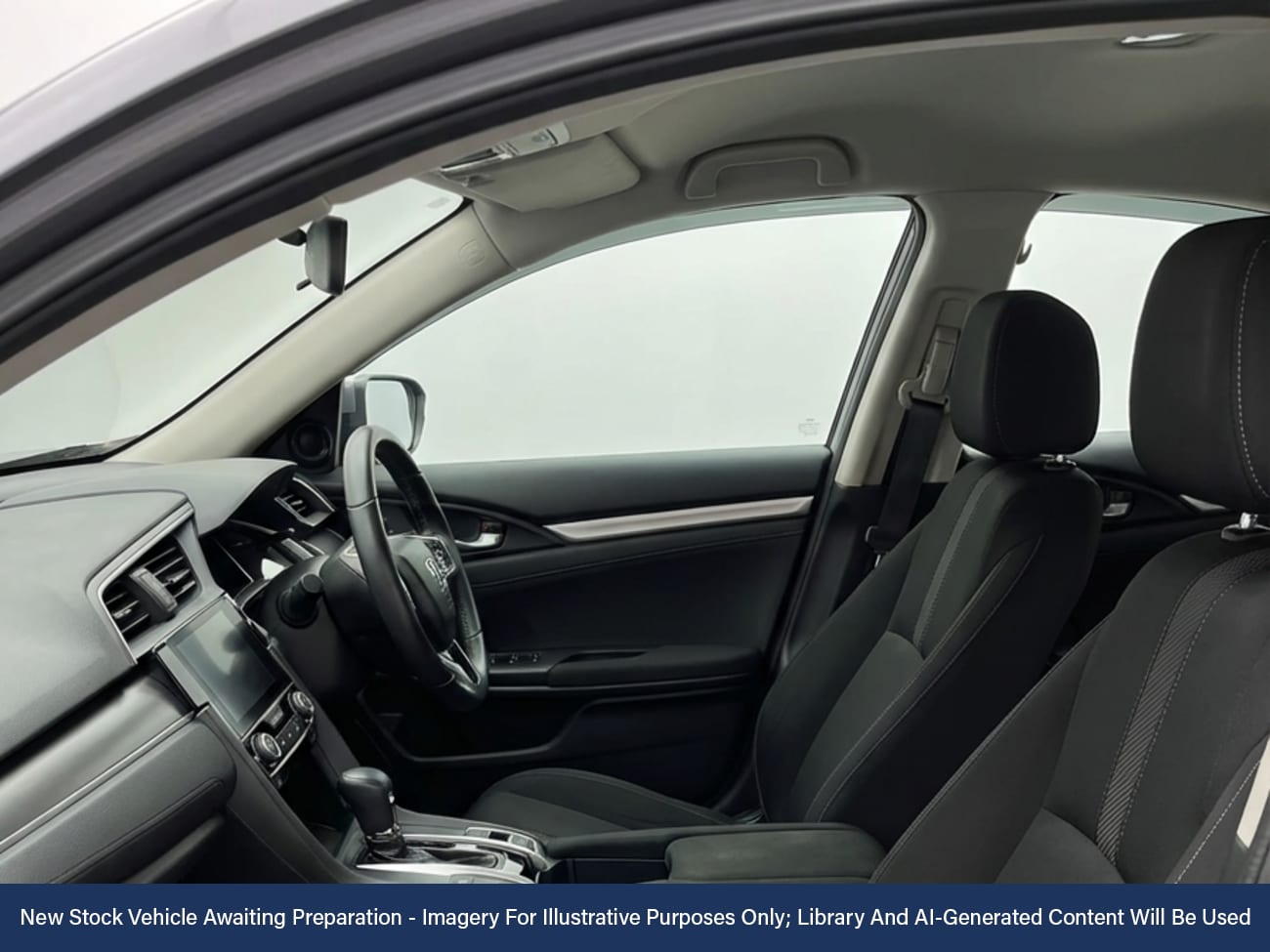 Used Honda Civic 2018 for sale - 77996645: Photo 3