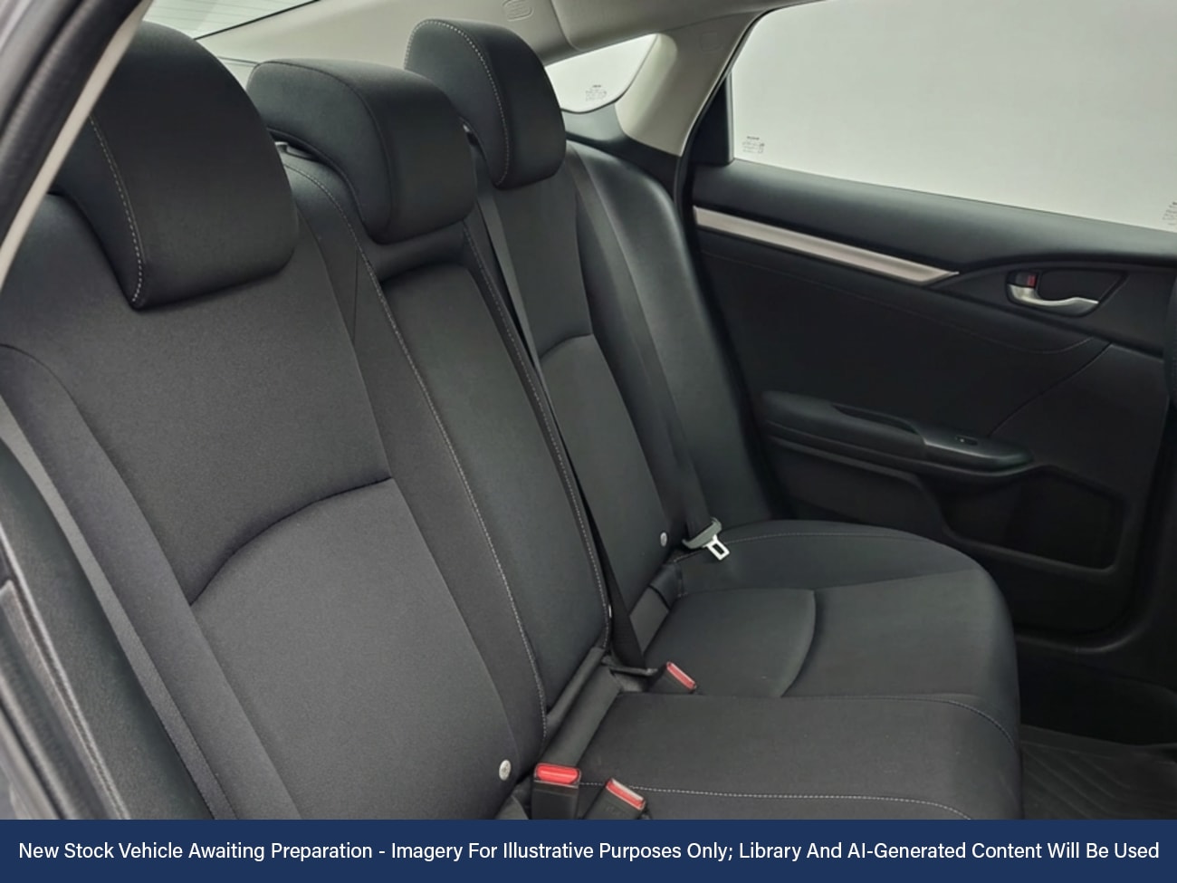 Used Honda Civic 2018 for sale - 77996645: Photo 4