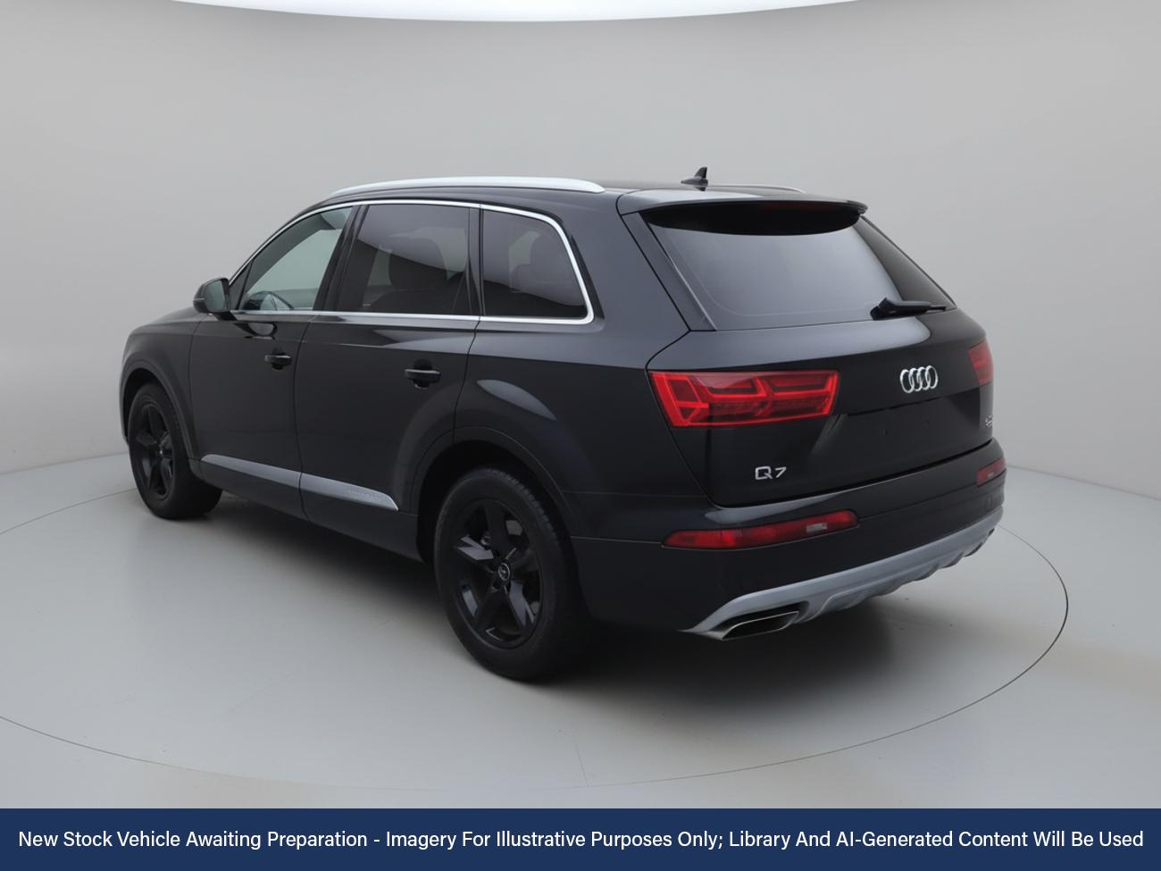 Used Audi Q7 2017 for sale - 76641889: Photo 2