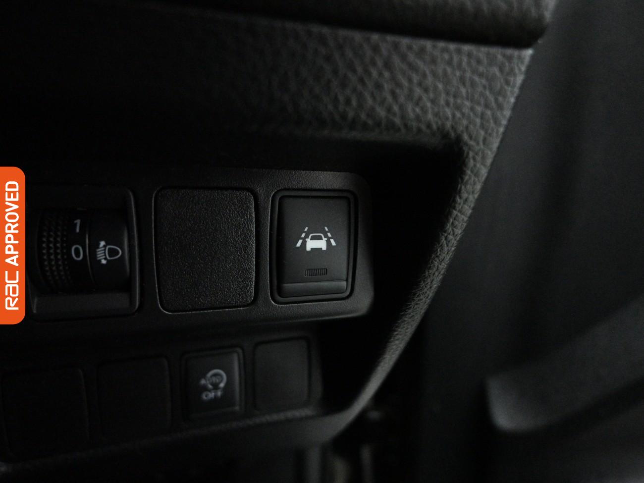 Used Nissan Qashqai 2018 for sale - 77831255: Photo 21