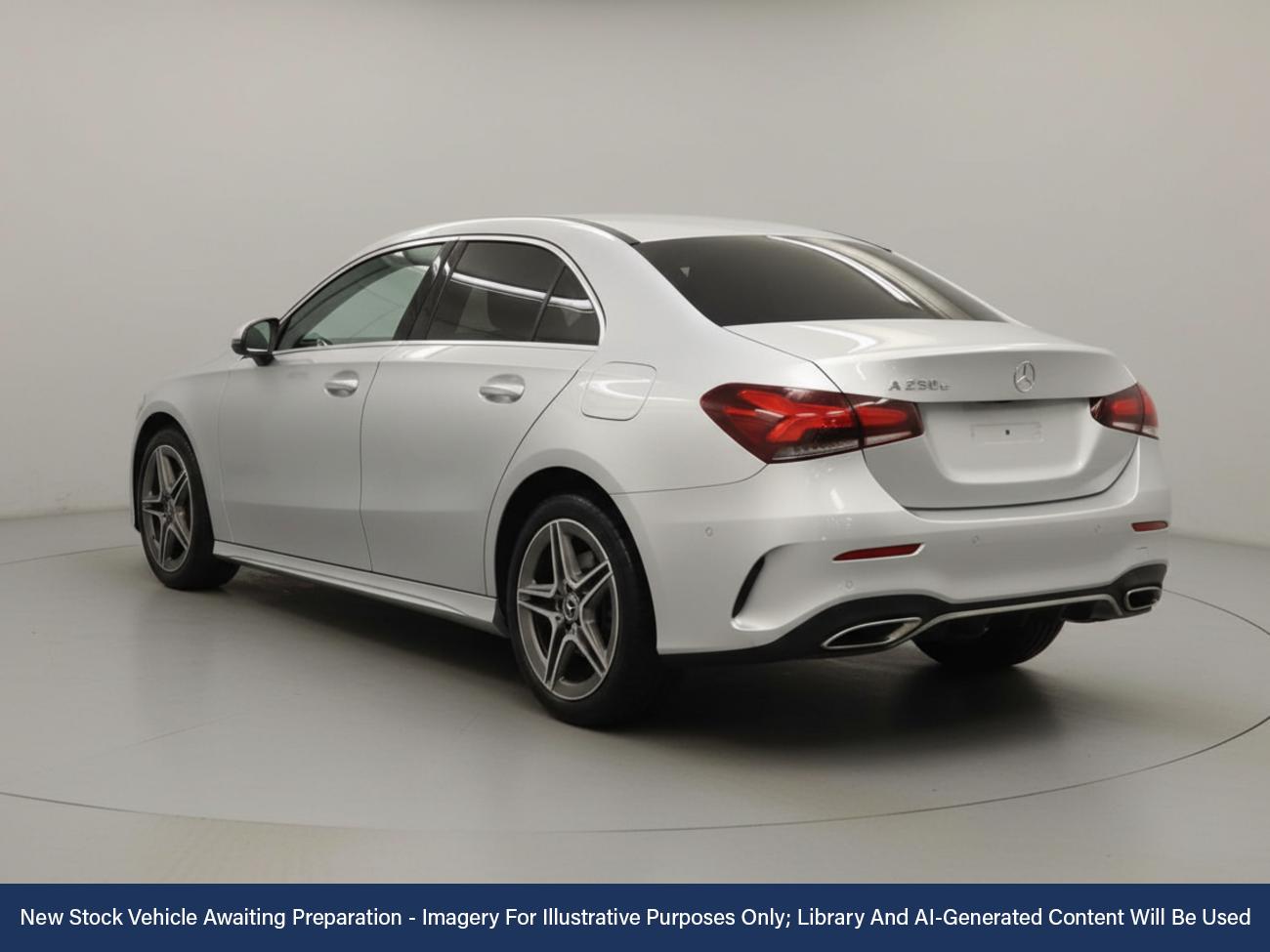 Used Mercedes-Benz A-Class 2021 for sale - 76845517: Photo 2