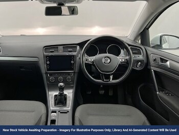 Used Volkswagen Golf 2019 for sale - 78367986: Photo