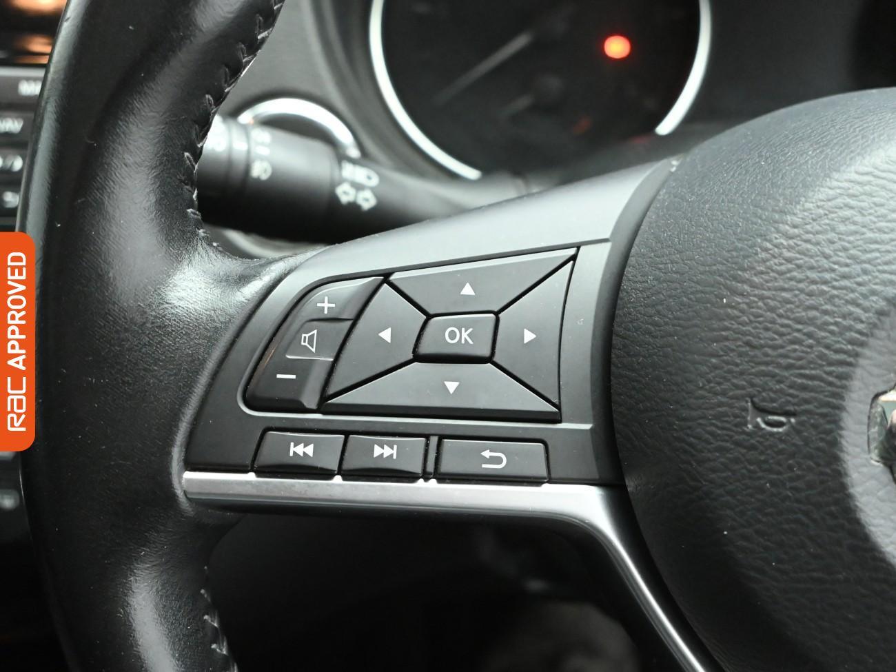 Used Nissan Qashqai 2017 for sale - 77236081: Photo 23