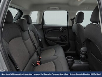 Used MINI Hatch 2018 for sale - 77500855: Photo