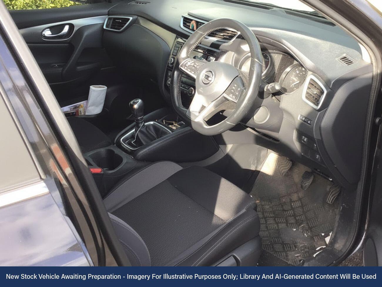 Used Nissan Qashqai 2018 for sale - 76629788: Photo 3