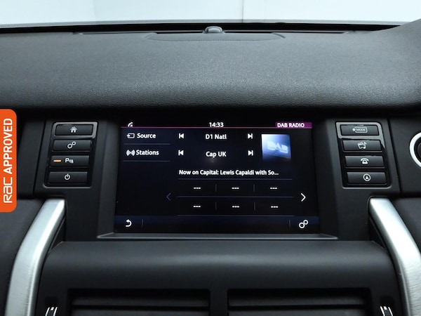 Used Land Rover Discovery Sport 2017 for sale - 76230686: Photo 17