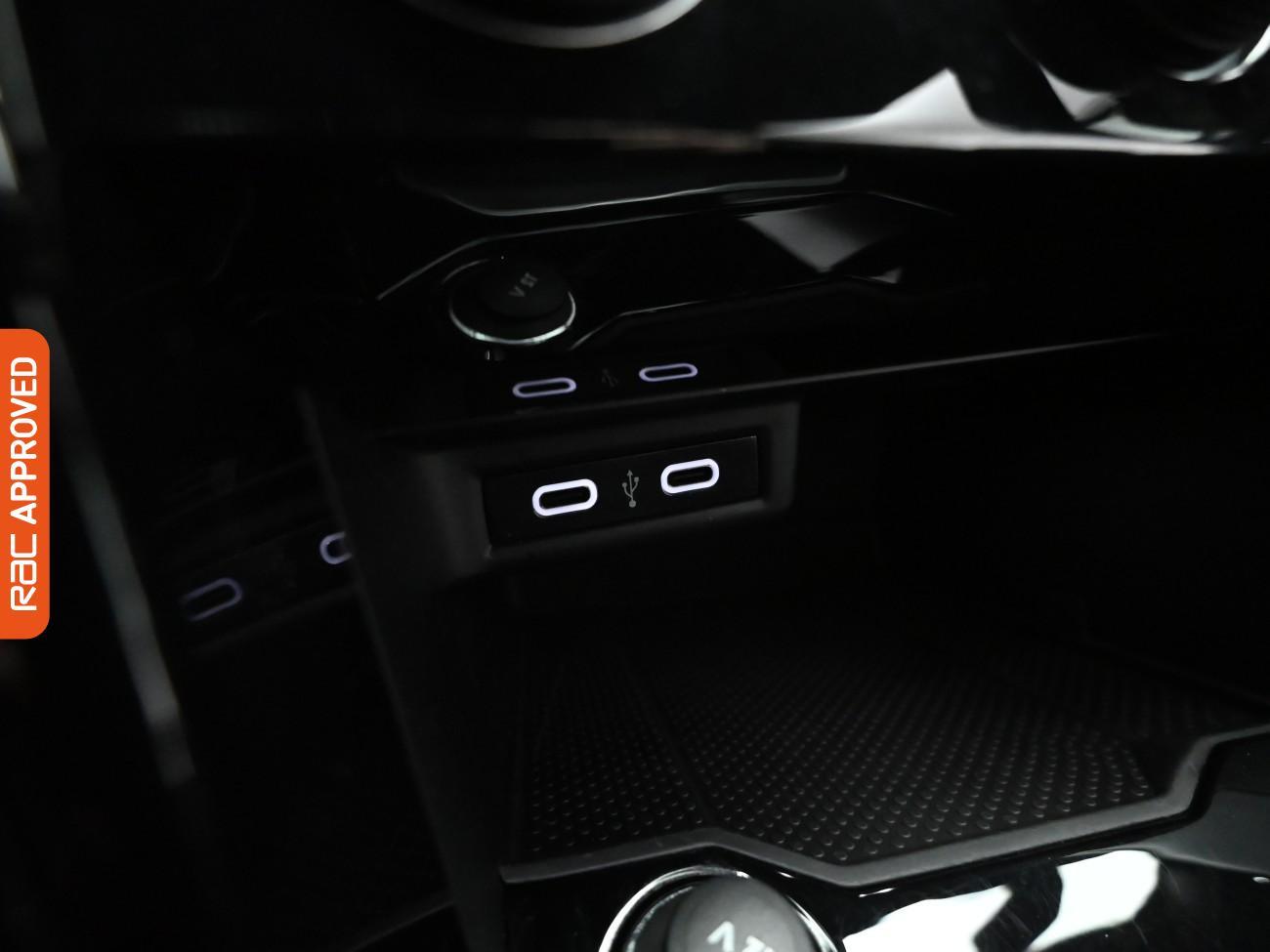 Used Volkswagen T-Roc 2021 for sale - 77083930: Photo 19