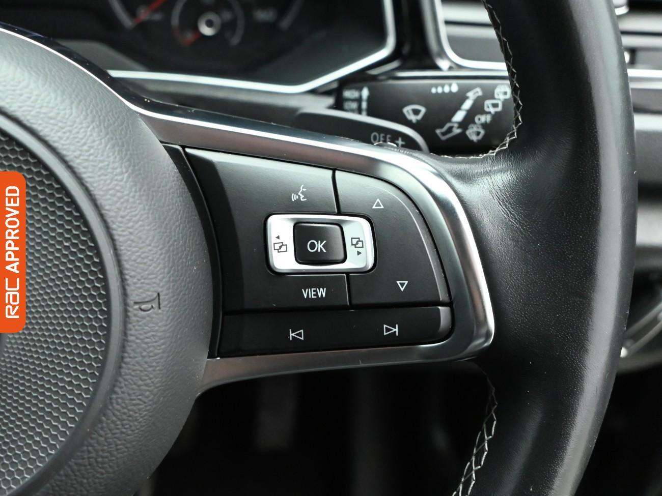 Used Volkswagen T-Roc 2021 for sale - 77083930: Photo 23