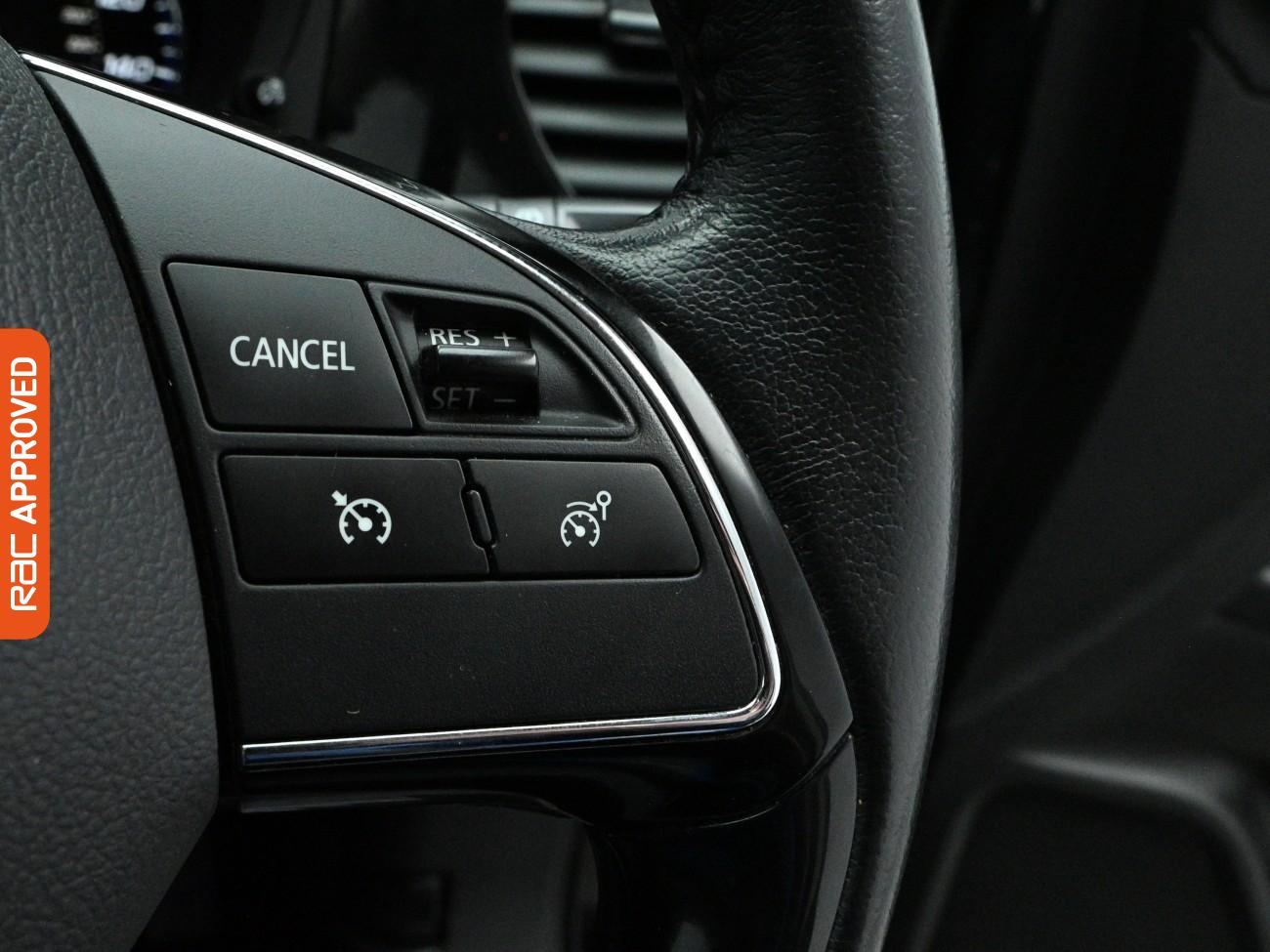 Used Mitsubishi Outlander 2018 for sale - 77904409: Photo 24