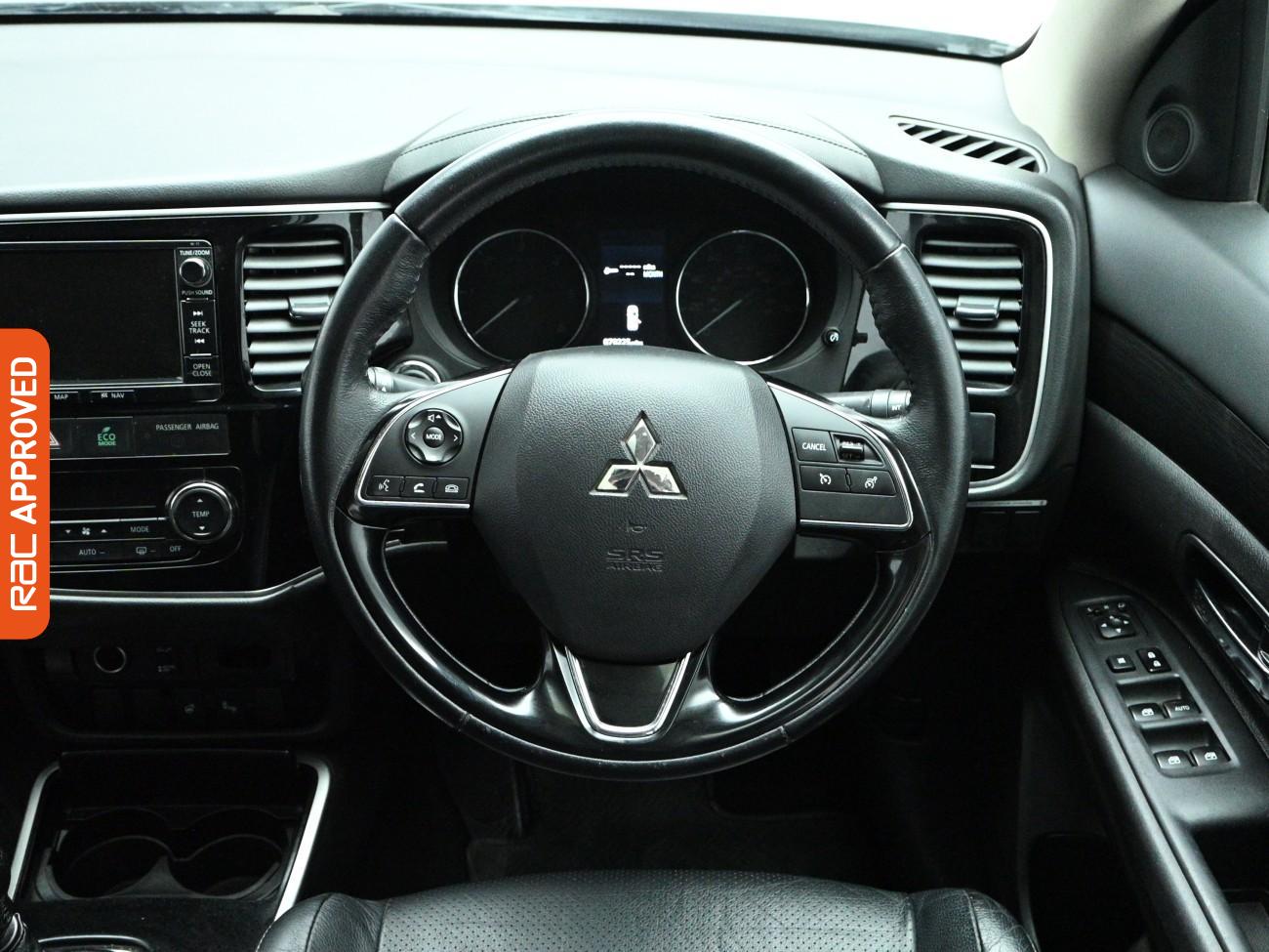 Used Mitsubishi Outlander 2018 for sale - 77904409: Photo 9