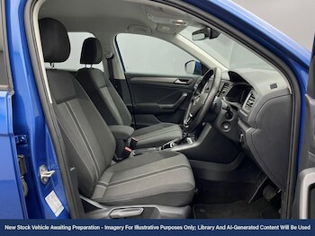 Used Volkswagen T-Roc 2020 for sale - 77286943: Photo