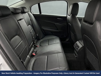 Used Jaguar XE 2019 for sale - 78775294: Photo