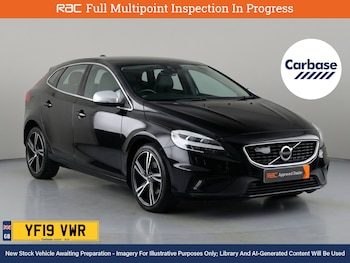 Used Volvo V40 2019 for sale - 77791816: Photo