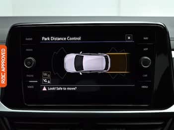 Used Volkswagen T-Roc 2023 for sale - 79579979: Photo