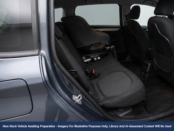 Used BMW 2 Series Gran Tourer 2017 for sale - 77943715: Photo