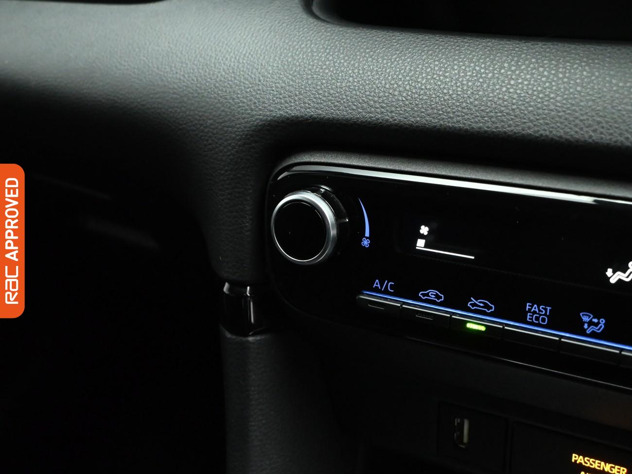 Used Toyota Yaris 2021 for sale - 76979073: Photo 14