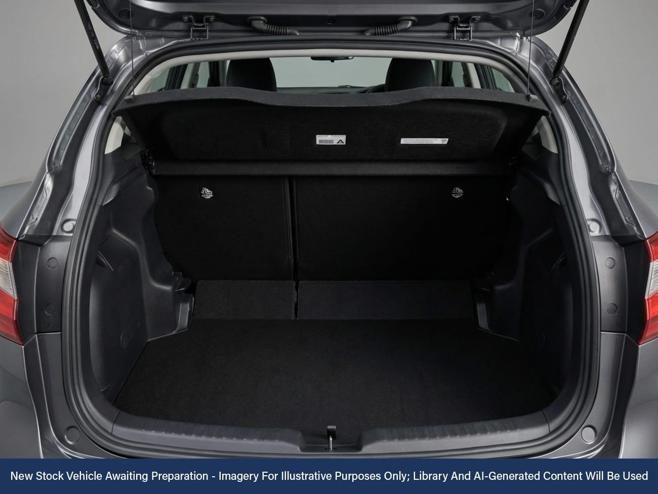 Used Toyota Yaris 2021 for sale - 76979073: Photo 7