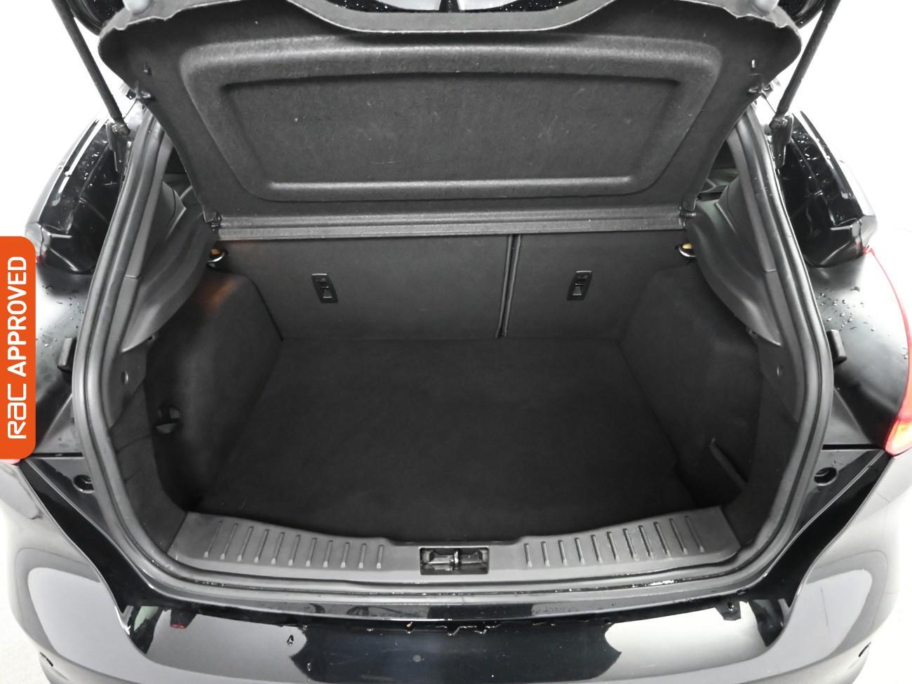 Used Ford Focus 2017 for sale - 76892469: Photo 24