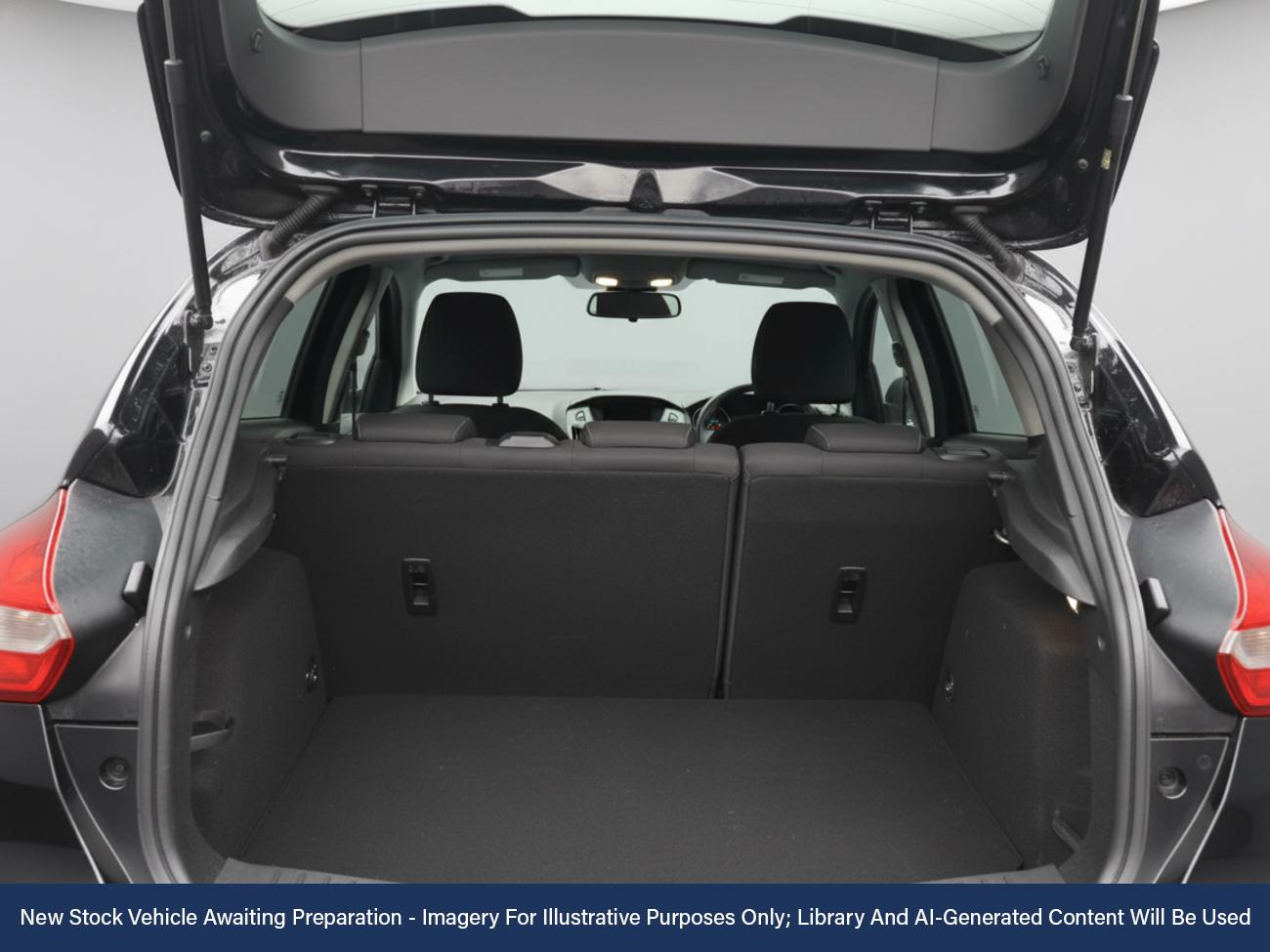 Used Ford Focus 2017 for sale - 76892469: Photo 7