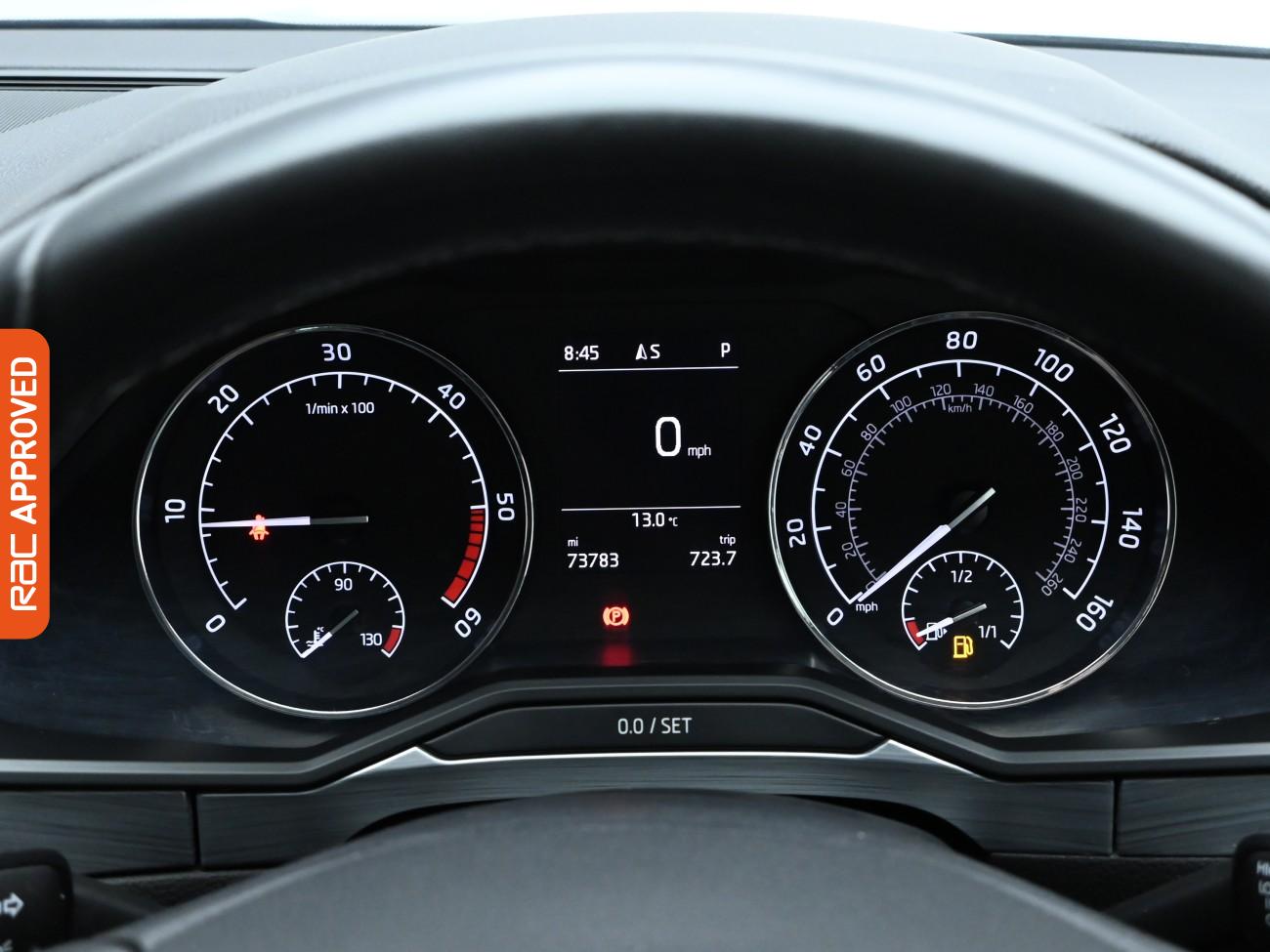 Used Skoda Superb 2020 for sale - 76207022: Photo 11