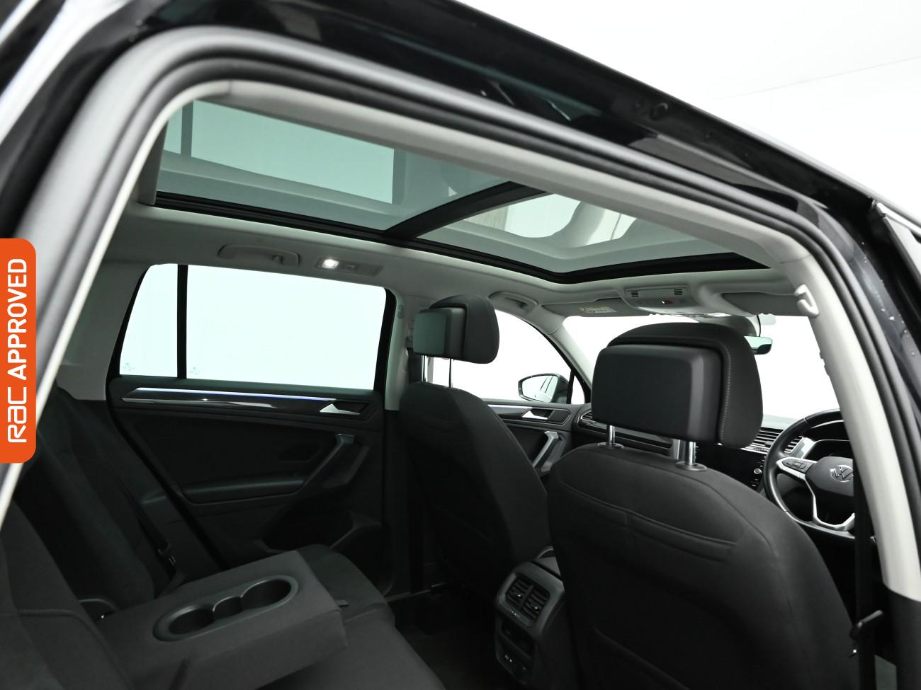 Used Volkswagen Tiguan 2020 for sale - 77158791: Photo 3