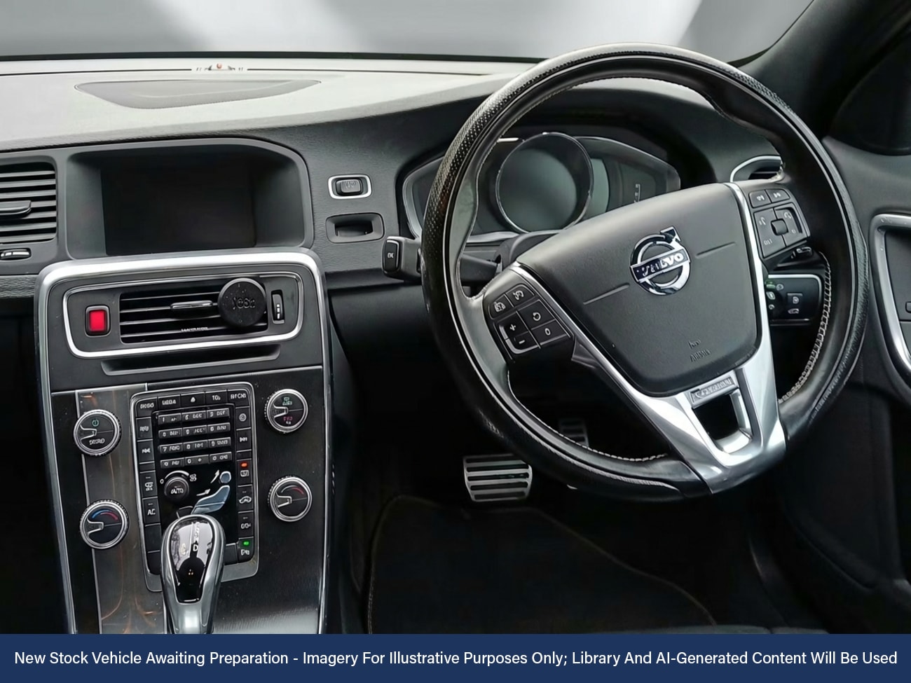 Used Volvo V60 2017 for sale - 77207842: Photo 6