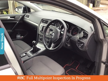 Used Volkswagen Golf 2013 for sale - 75944852: Photo