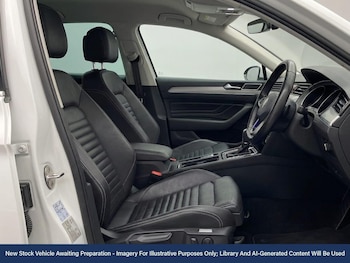 Used Volkswagen Passat 2021 for sale - 78163365: Photo