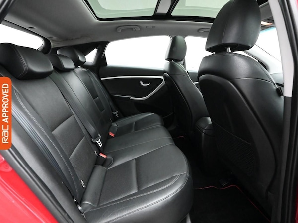 Used Hyundai i30 2013 for sale - 76316308: Photo 13