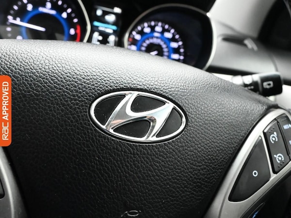 Used Hyundai i30 2013 for sale - 76316308: Photo 23