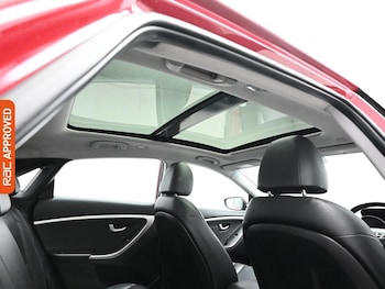 Used Hyundai i30 2013 for sale - 76316308: Photo 3