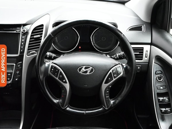 Used Hyundai i30 2013 for sale - 76316308: Photo 9