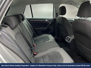 Used Volkswagen Golf 2017 for sale - 78323476: Photo