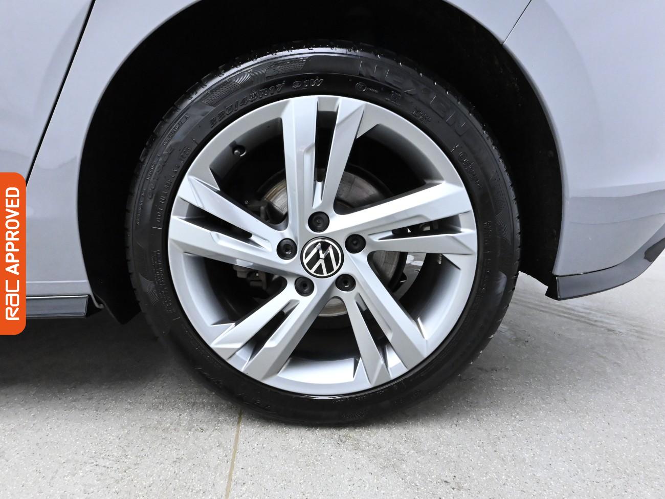 Used Volkswagen Golf 2023 for sale - 76220083: Photo 26