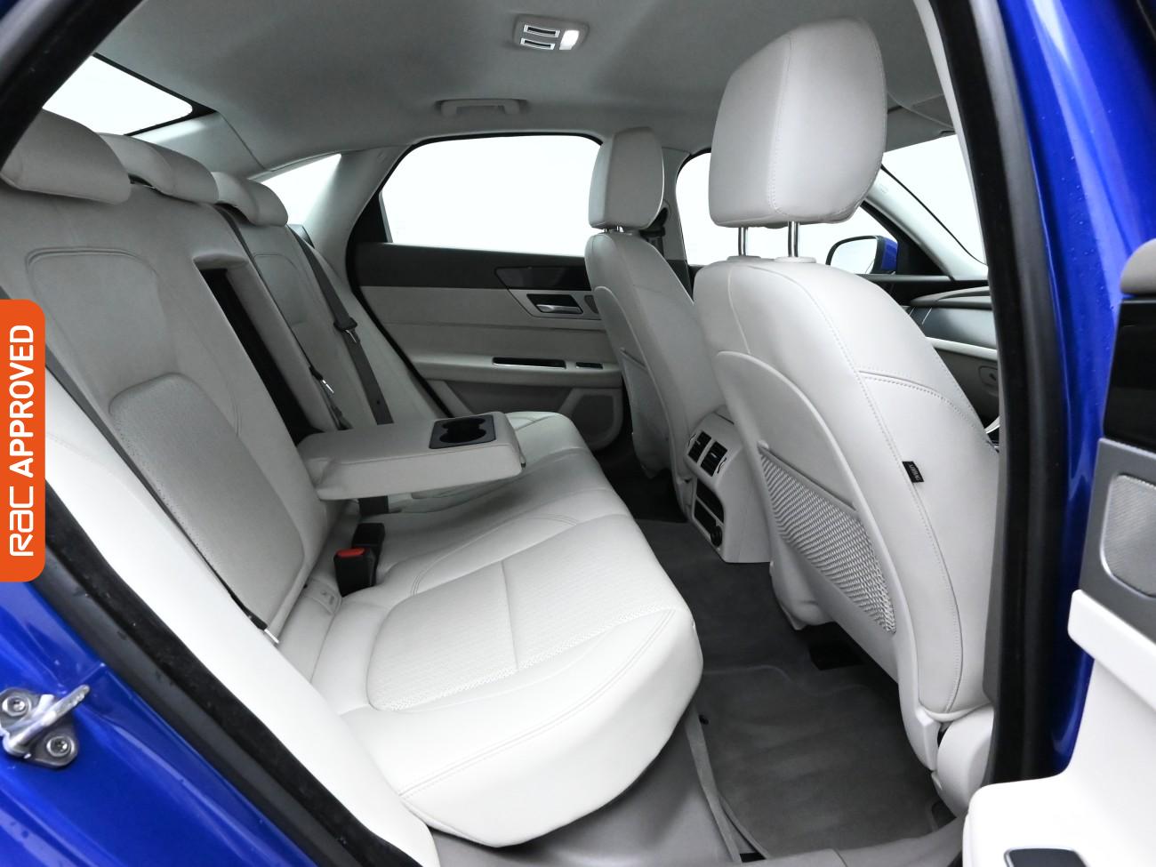 Used Jaguar XF 2017 for sale - 77676728: Photo 12