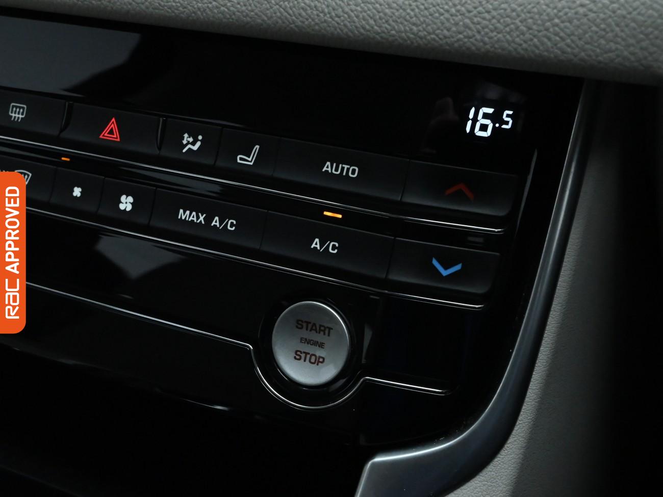 Used Jaguar XF 2017 for sale - 77676728: Photo 14