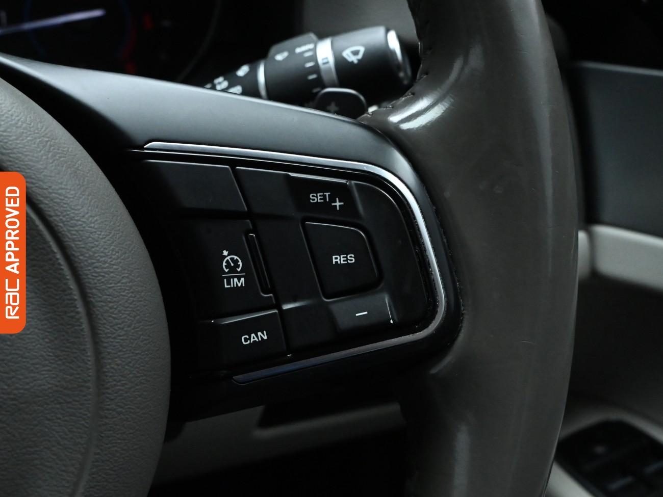 Used Jaguar XF 2017 for sale - 77676728: Photo 21