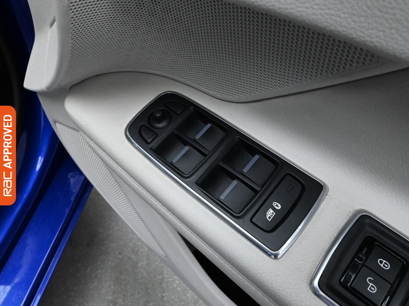 Used Jaguar XF 2017 for sale - 77676728: Photo 24