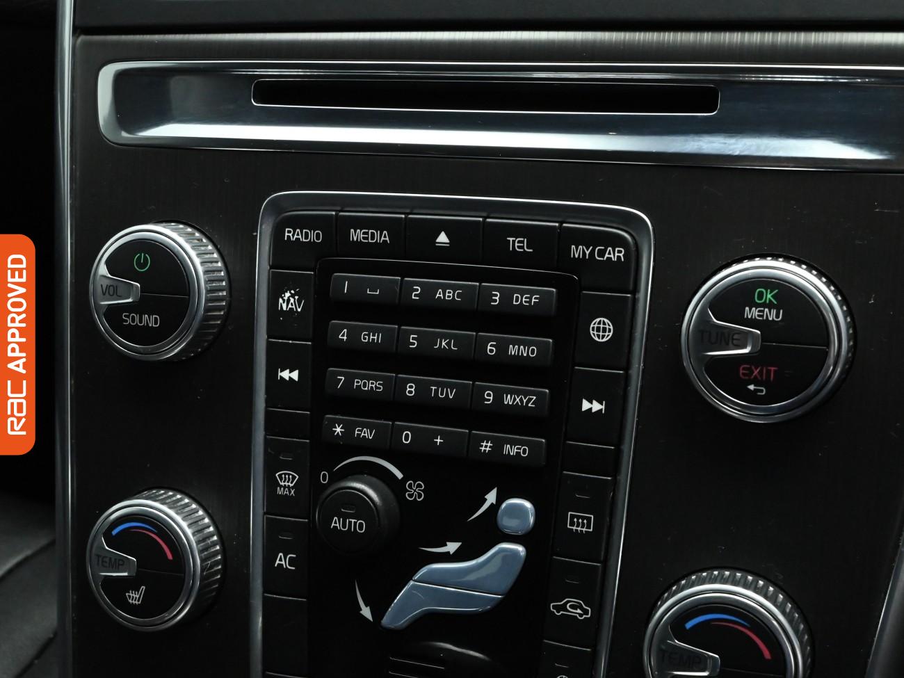 Used Volvo XC60 2015 for sale - 76650503: Photo 15