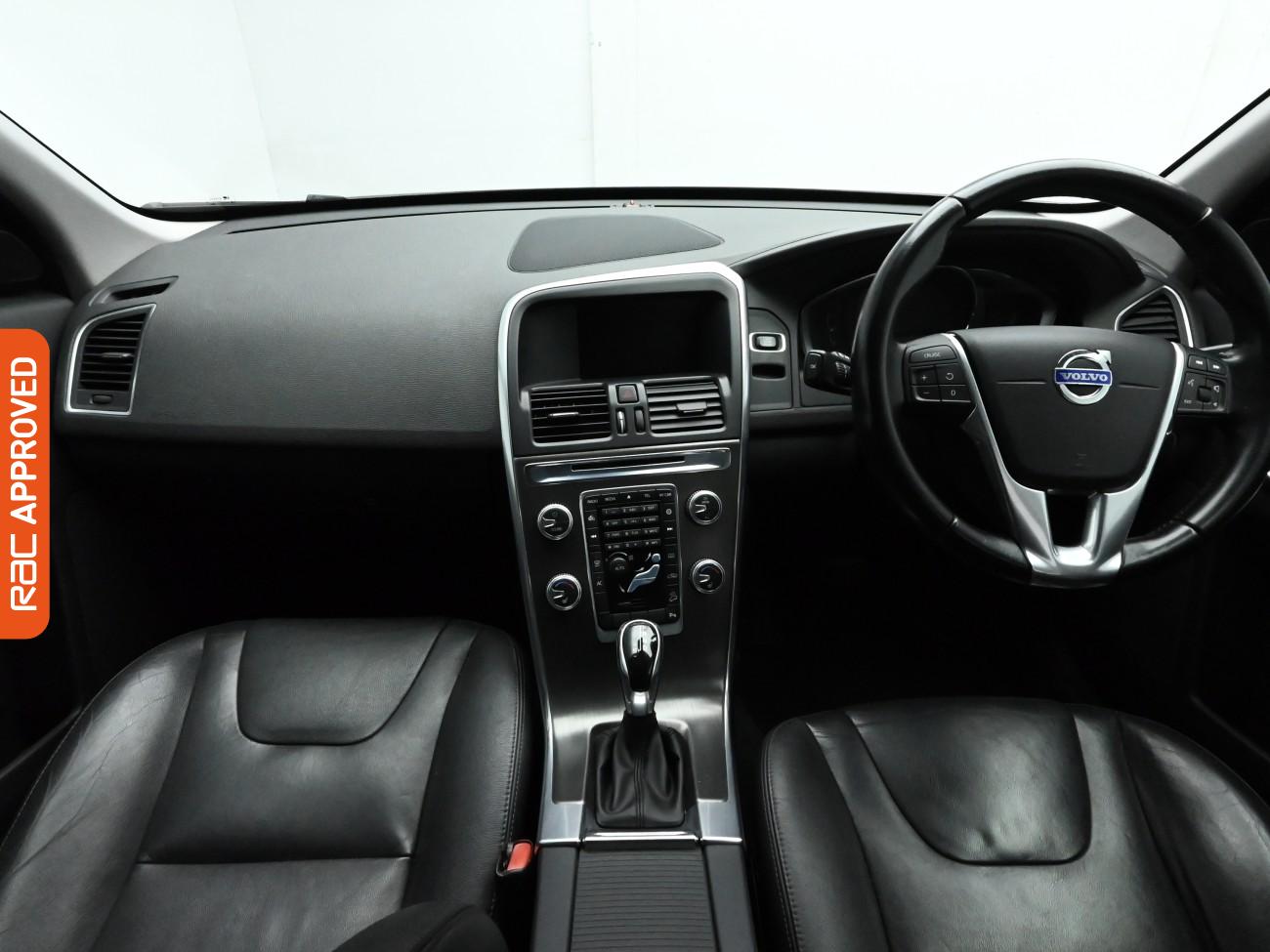 Used Volvo XC60 2015 for sale - 76650503: Photo 2