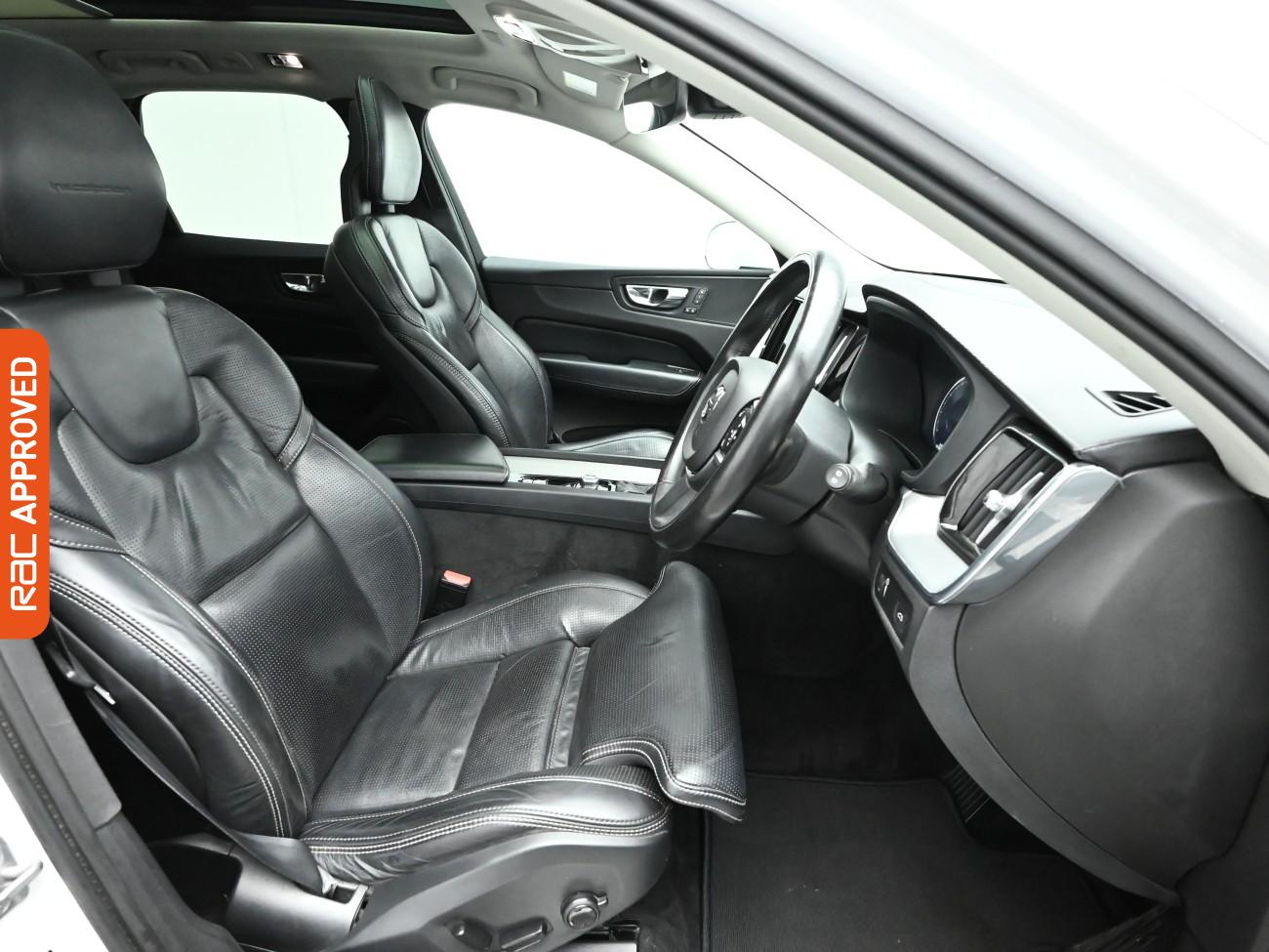 Used Volvo XC60 2017 for sale - 76206879: Photo 12