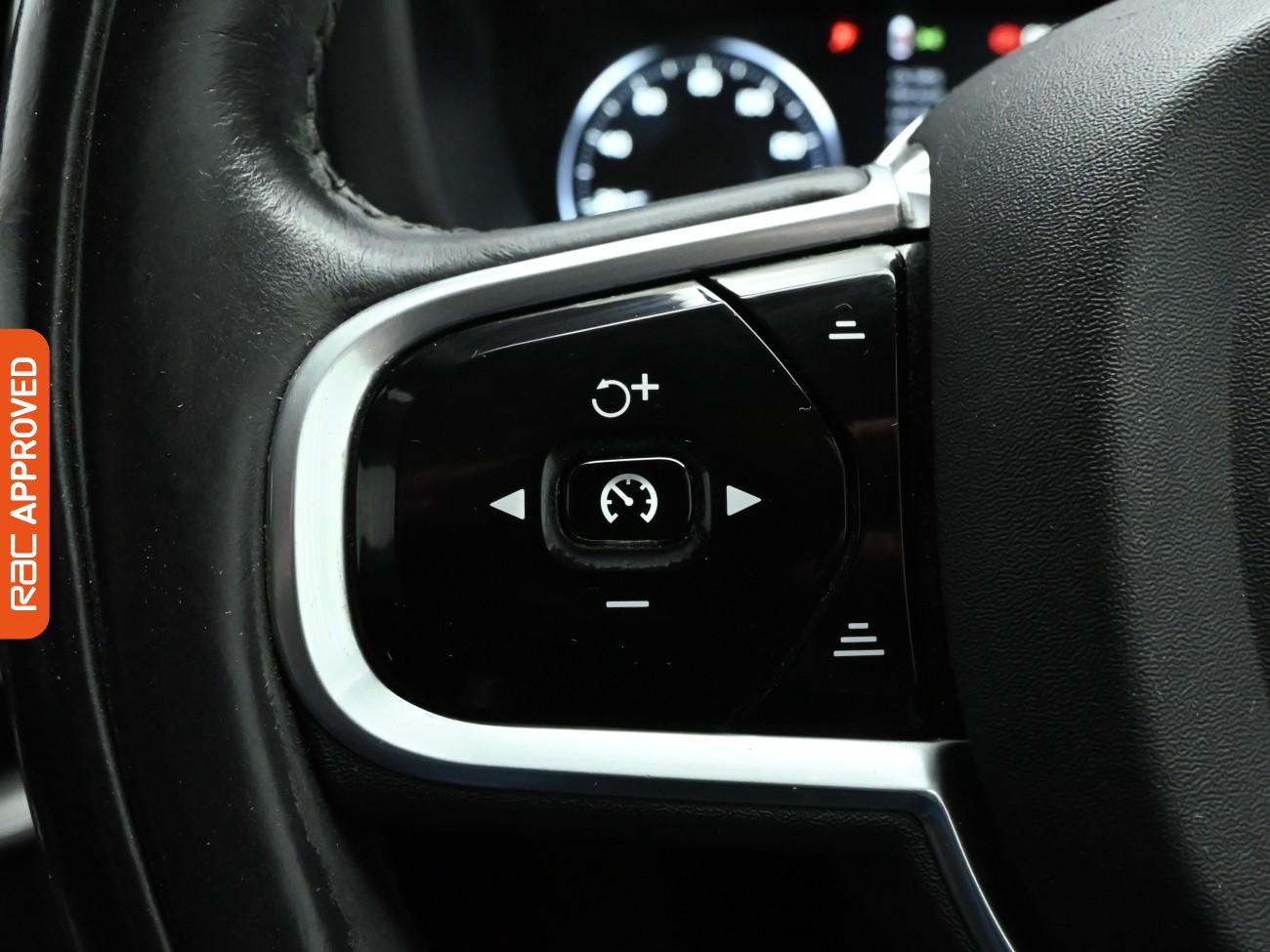 Used Volvo XC60 2017 for sale - 76206879: Photo 24