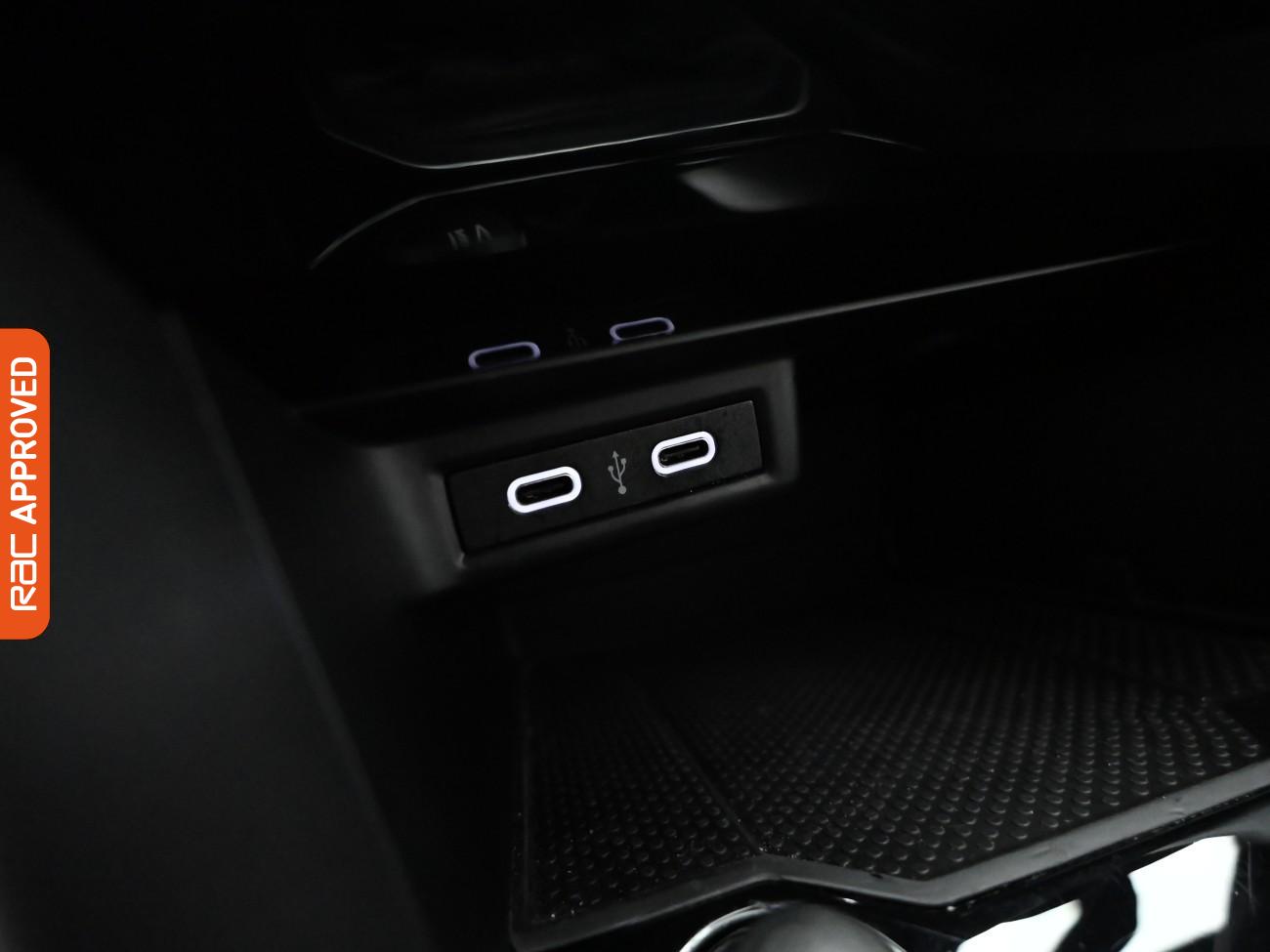 Used Volkswagen T-Roc 2022 for sale - 76641936: Photo 18