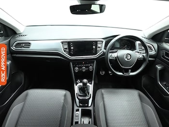 Used Volkswagen T-Roc 2022 for sale - 76641936: Photo